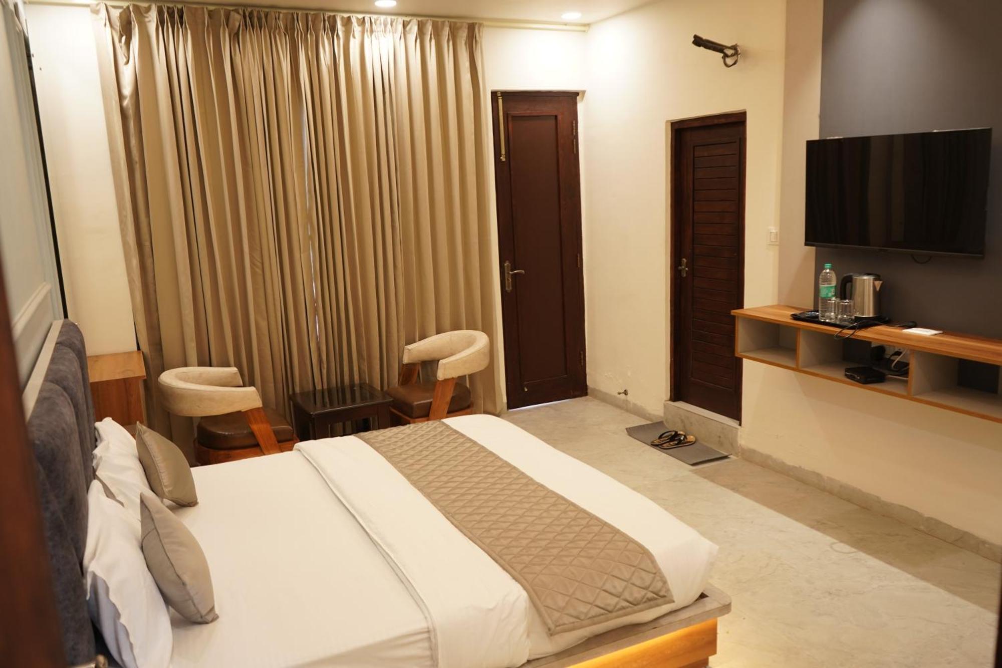 Hotel The Grand View Baijnāth Exterior foto